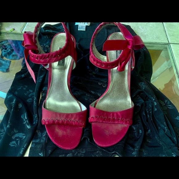 STYLE & CO. red ribbon 👠 heels - Picture 6 of 14